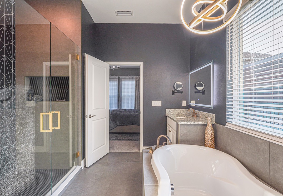 Regal Remodelers project photo 9