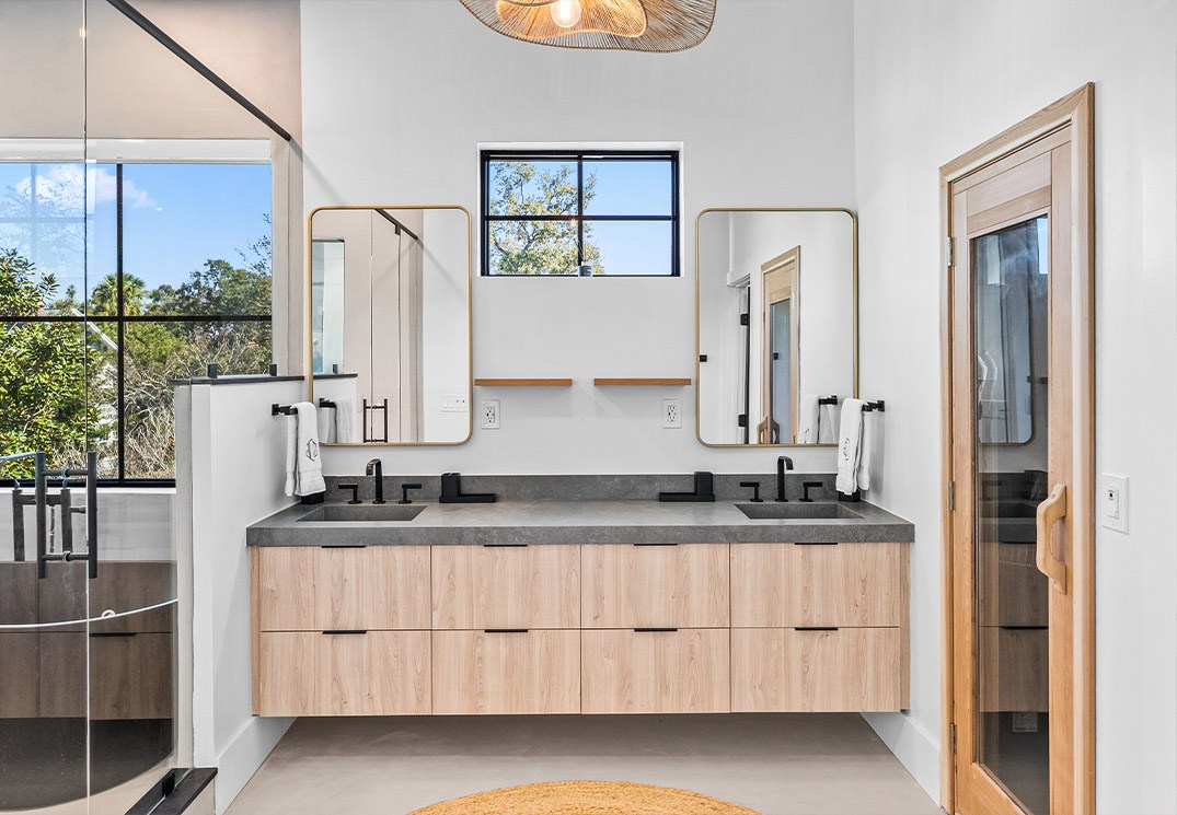 Regal Remodelers project photo 15